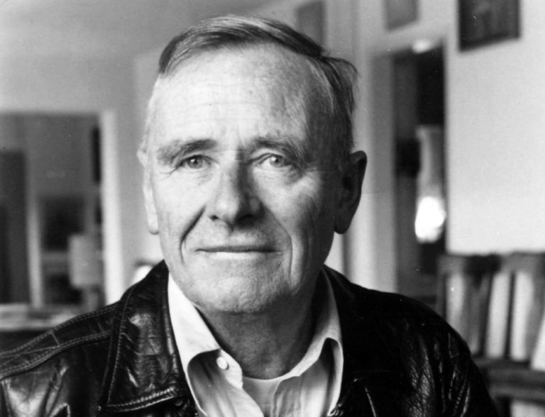 Read more about the article CHRISTOPHER ISHERWOOD