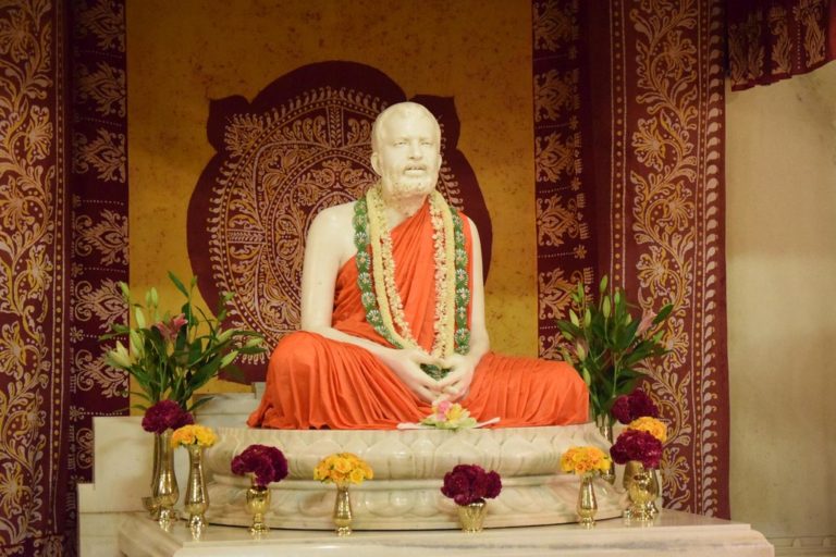 Read more about the article Ramakrishna-Vivekananda in ‘The Land of Five Rivers’